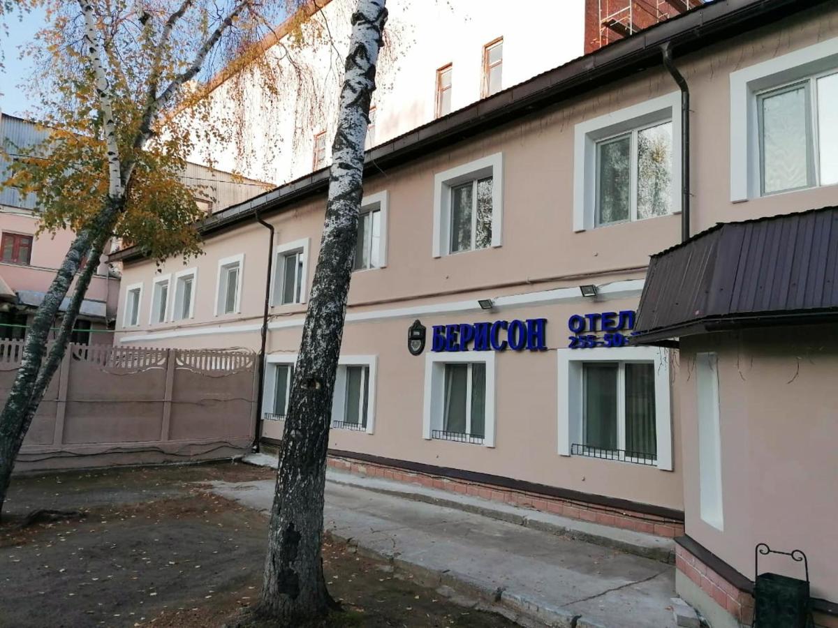 Lowcost Hotel Berison Astronomicheskaya Kazan' Esterno foto